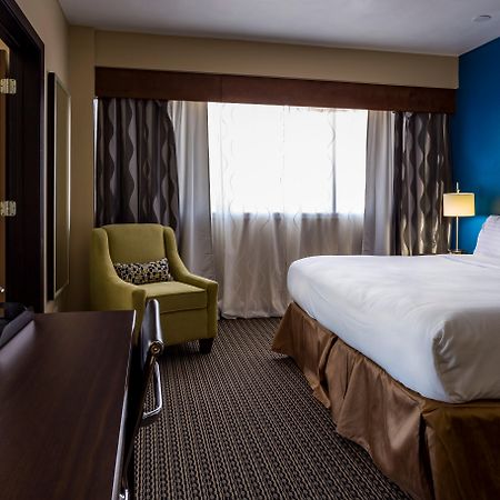 Holiday Inn Houston Downtown By Ihg Bagian luar foto