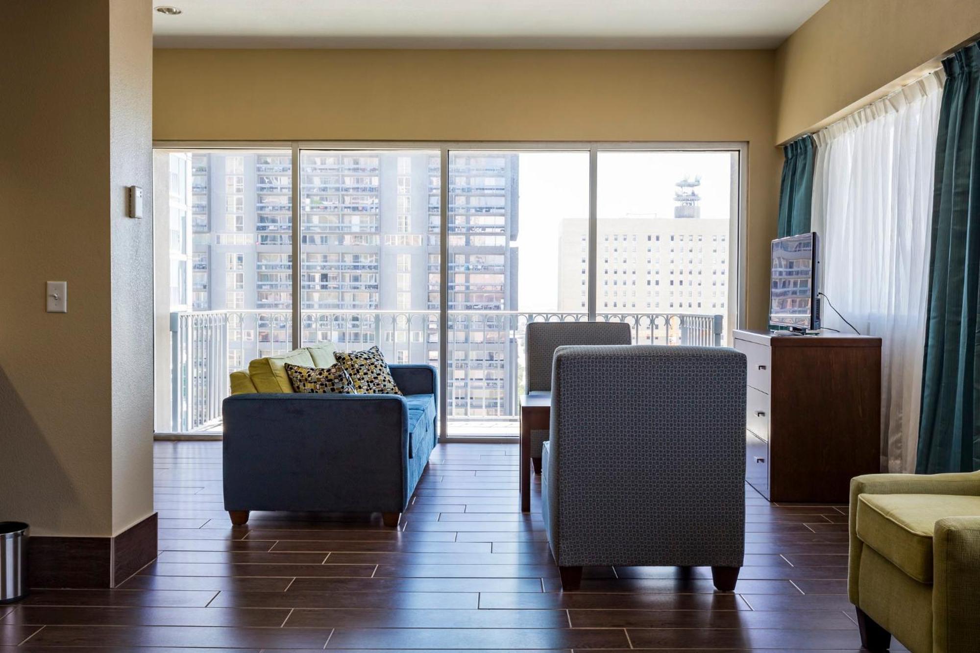 Holiday Inn Houston Downtown By Ihg Bagian luar foto
